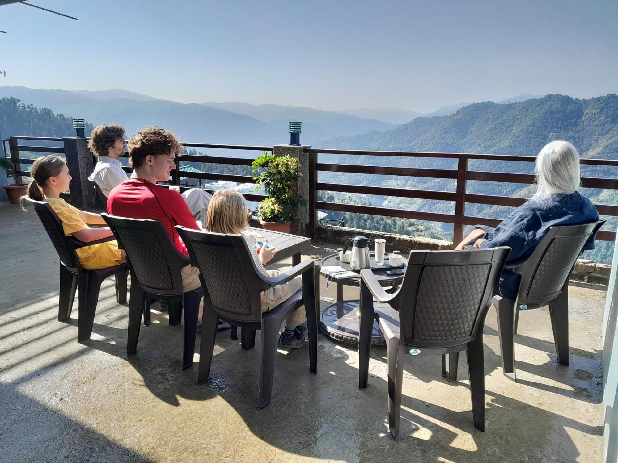 Mountain And Peace Shimla Exterior foto