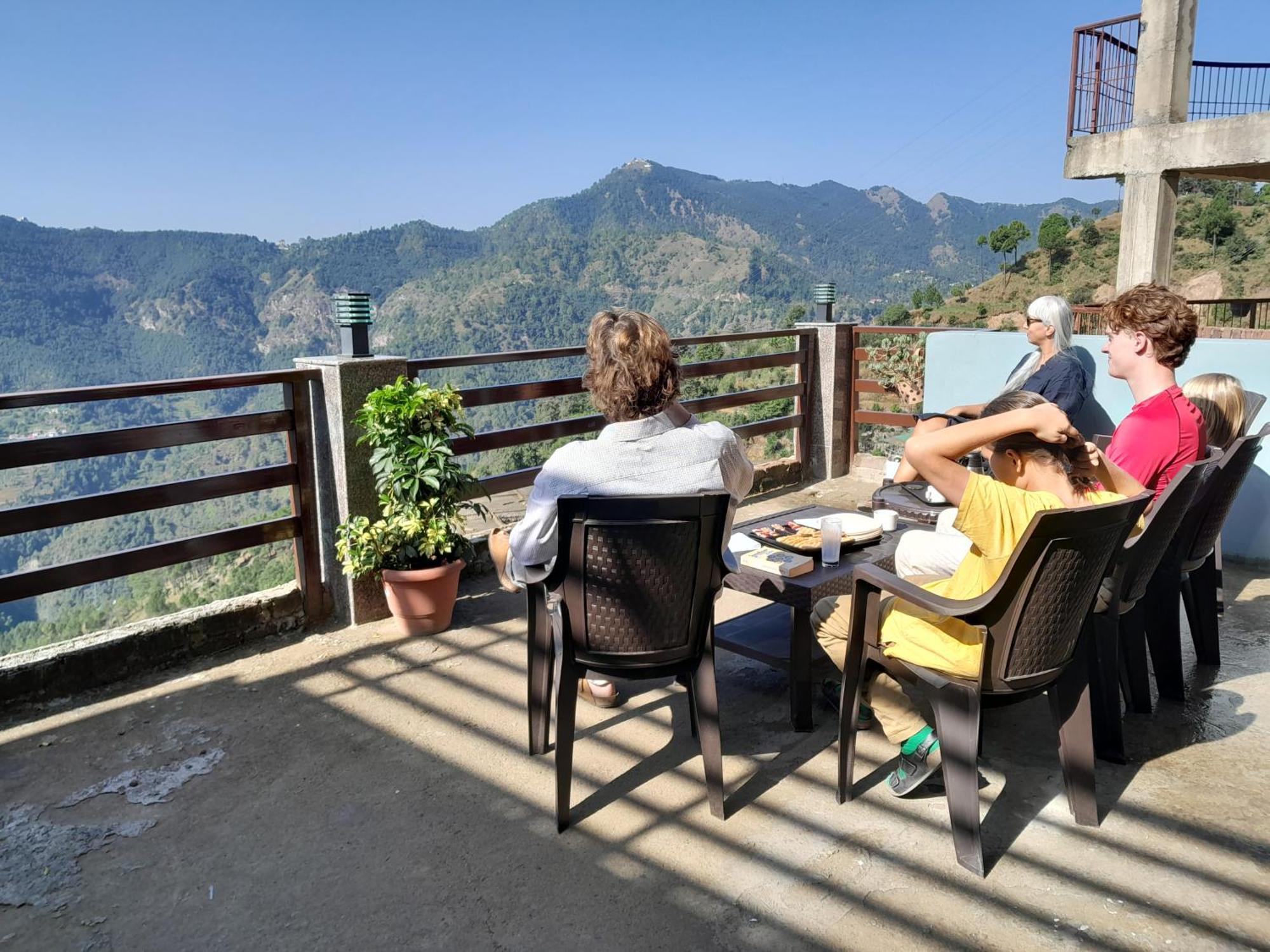 Mountain And Peace Shimla Exterior foto