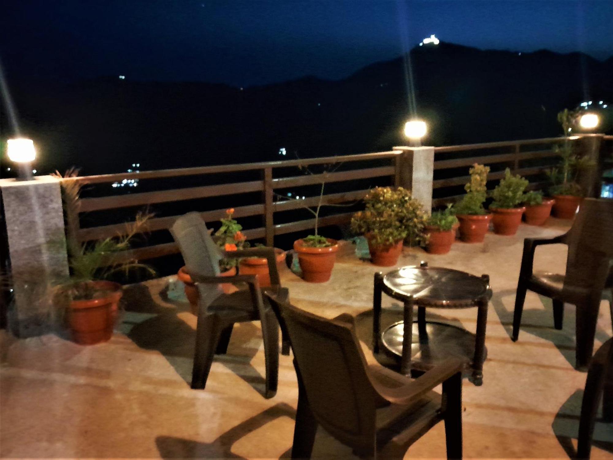 Mountain And Peace Shimla Exterior foto